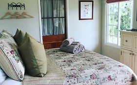 Cheverells Farm, Kiku & Braeburn Cottage
